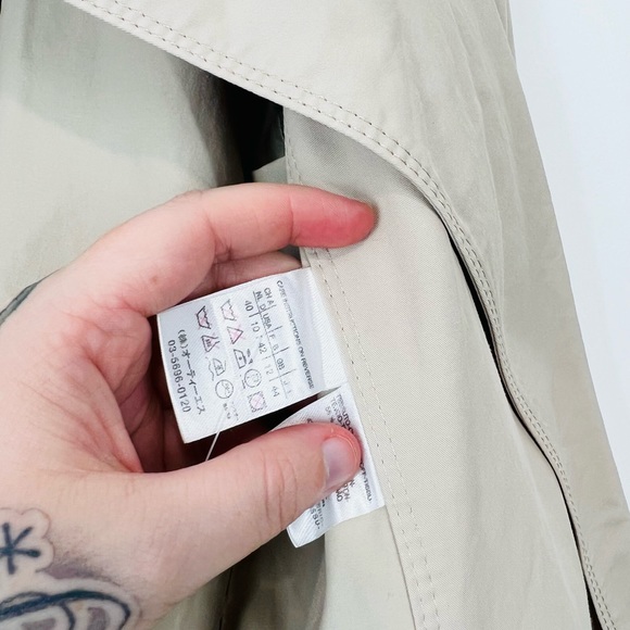 Max Mara Rainwear Beige Shower Proof Modern Tailored Pocket Jacket UK 12 - Picture 15 of 15